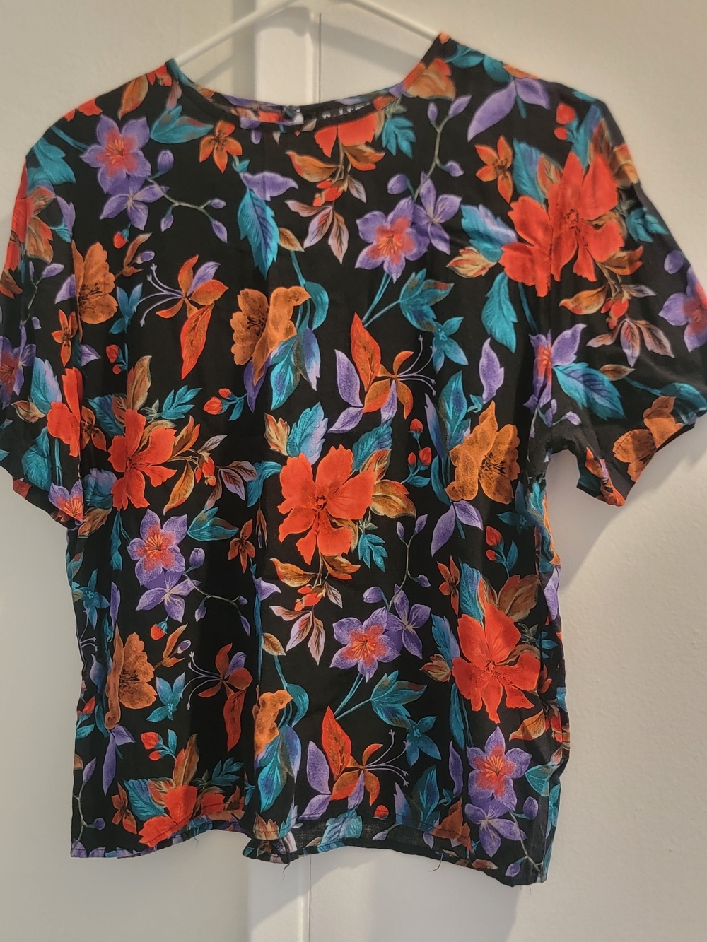 Radcliffe by Sag Harbor Black Floral Short Sleeve Top M